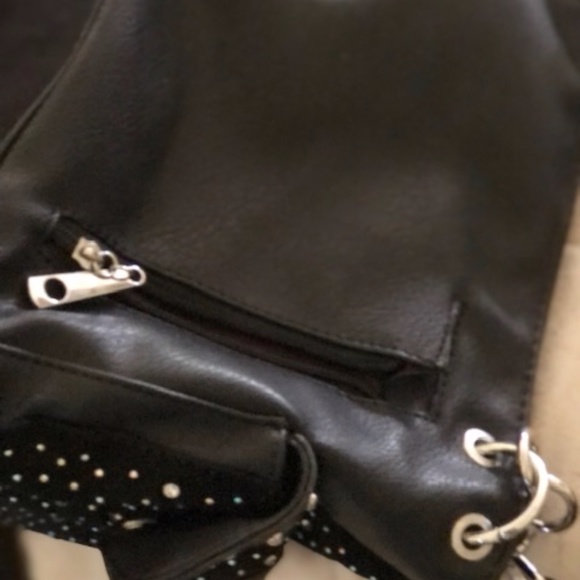 UNIQUE BLACK LEATHER HANDBAG WITH SKULL & RHINESTONES & STUDS - Picture 4 of 9